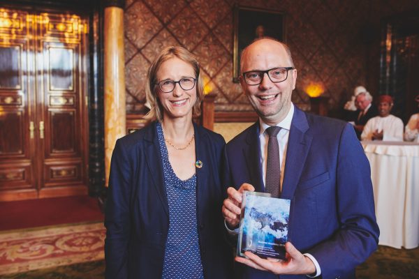 Senator of Justice Till Steffen and Prof. Nele Matz-Lück